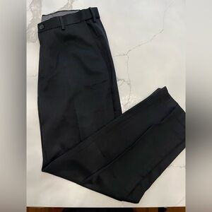 NWT Haggar men’s classic fit black pants